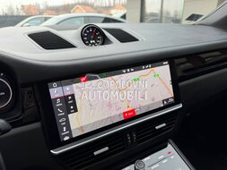 Porsche Cayenne Coupe Chrono Sport slika 26