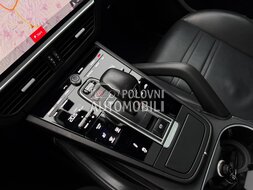 Porsche Cayenne Coupe Chrono Sport slika 25