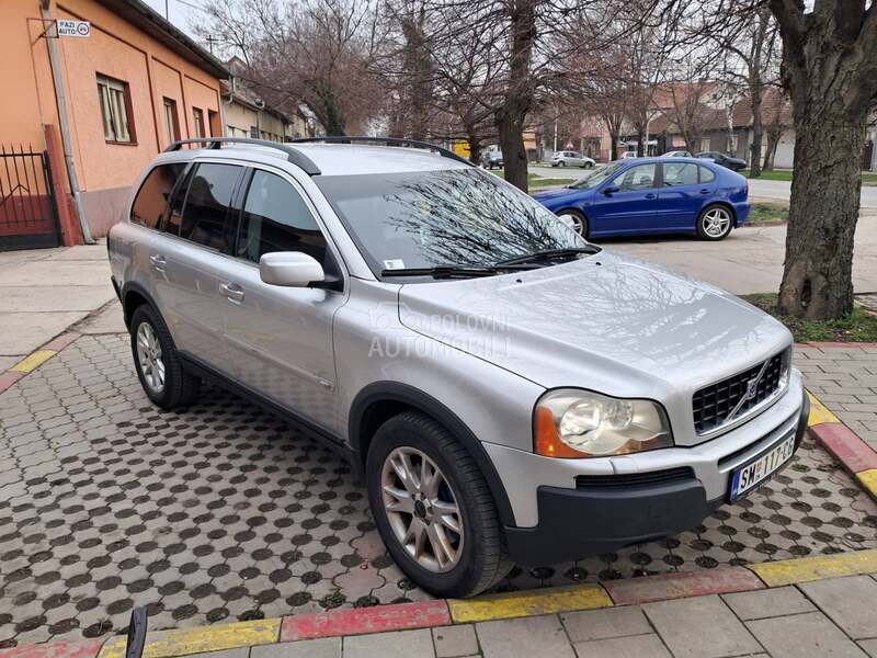 Volvo XC90 D5