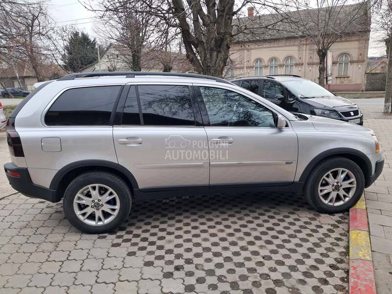 Volvo XC90 D5