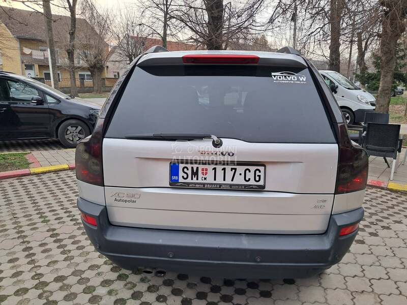 Volvo XC90 D5