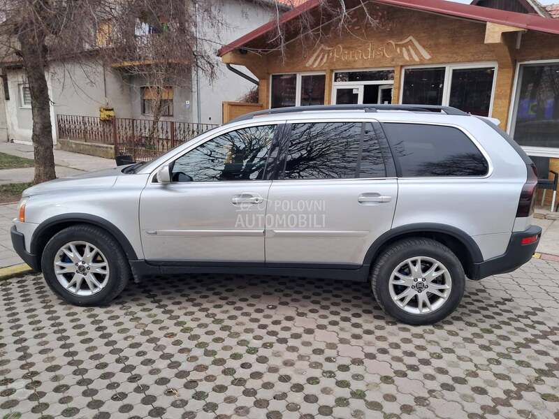 Volvo XC90 D5