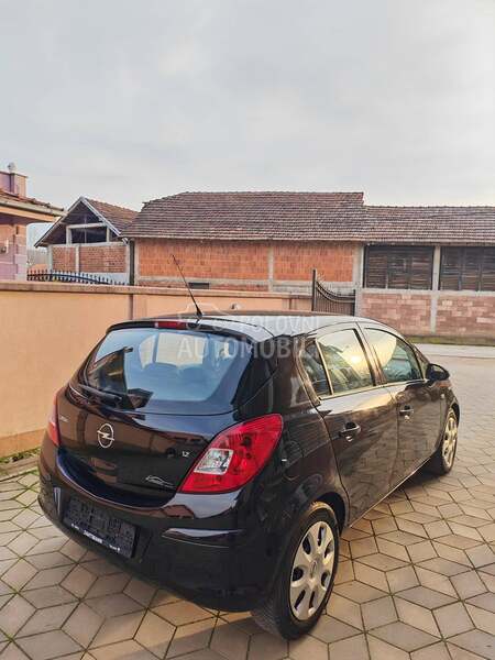 Opel Corsa D 