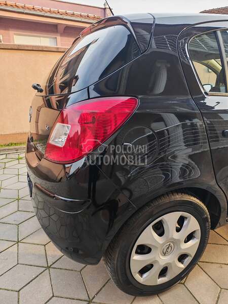 Opel Corsa D 