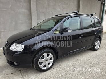 Volkswagen Touran 1.6 FSI 7 SEDI STA