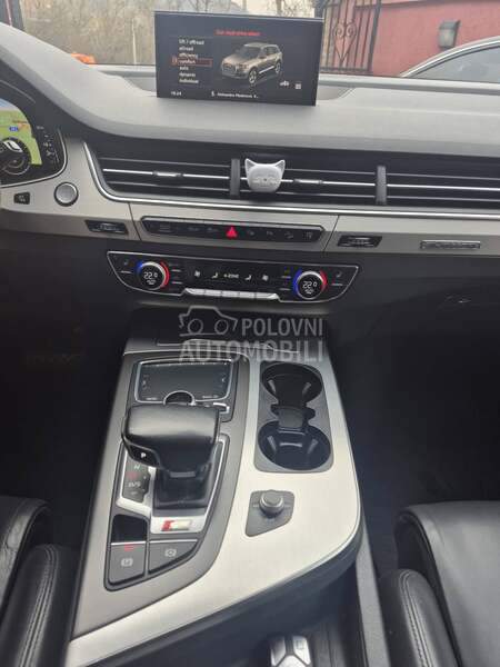 Audi Q7 /MATRIX/VIRTUAL/