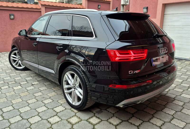 Audi Q7 /MATRIX/VIRTUAL/