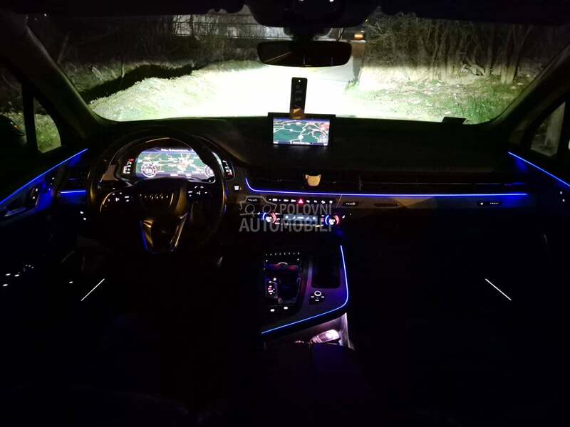 Audi Q7 /MATRIX/VIRTUAL/