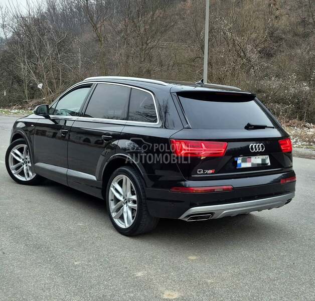 Audi Q7 /MATRIX/VIRTUAL/