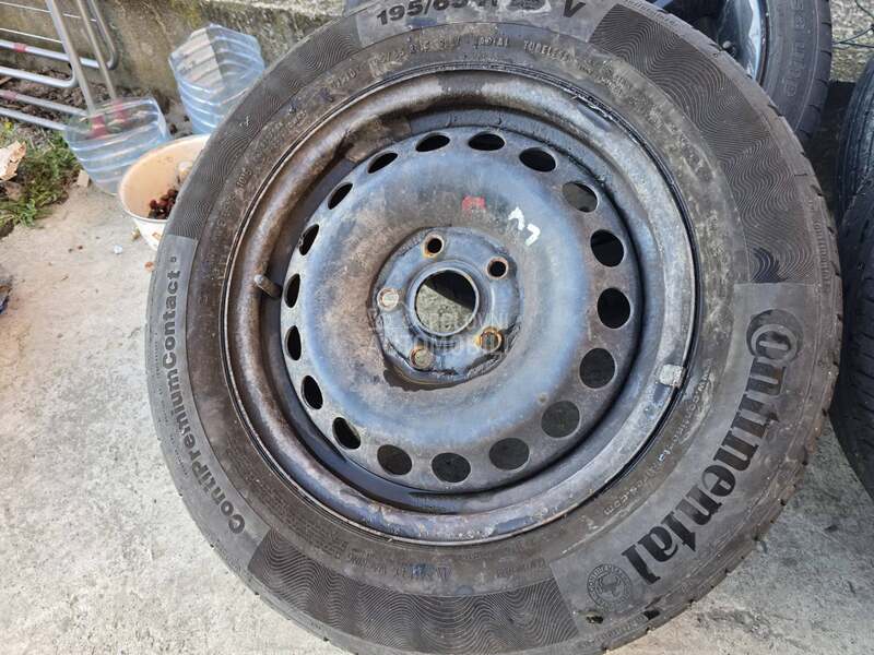 Continental 195/65 R15 Letnja