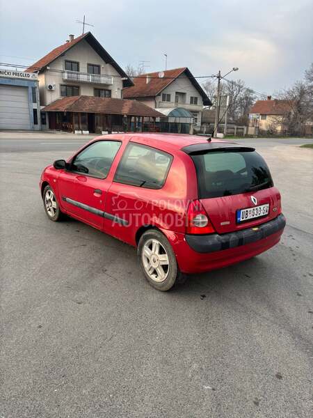 Renault Clio 
