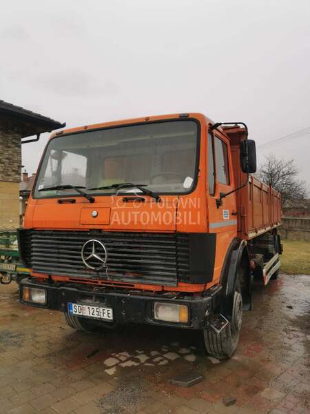 Mercedes Benz 1622