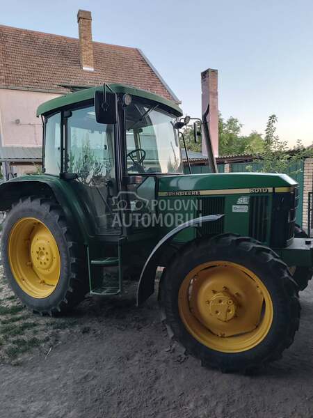 John Deere 6010