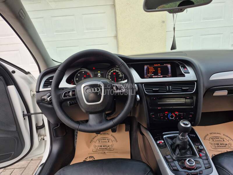 Audi A4 2.0 TDI/NAV/XEN/KOŽA
