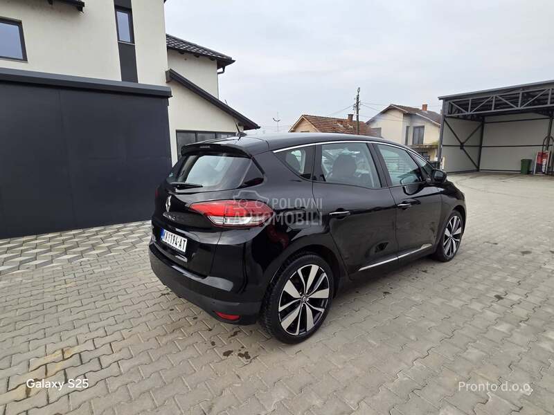 Renault Scenic 1.5 dci matrix