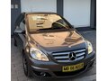 Mercedes Benz B 180 