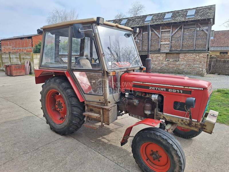 Zetor 6911
