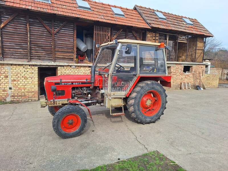 Zetor 6911