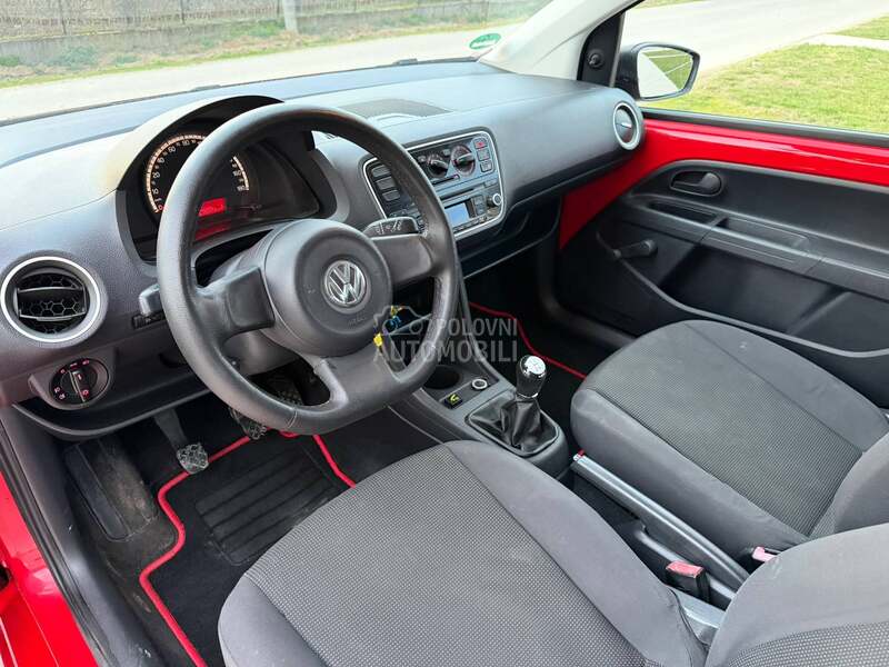Volkswagen up! 
