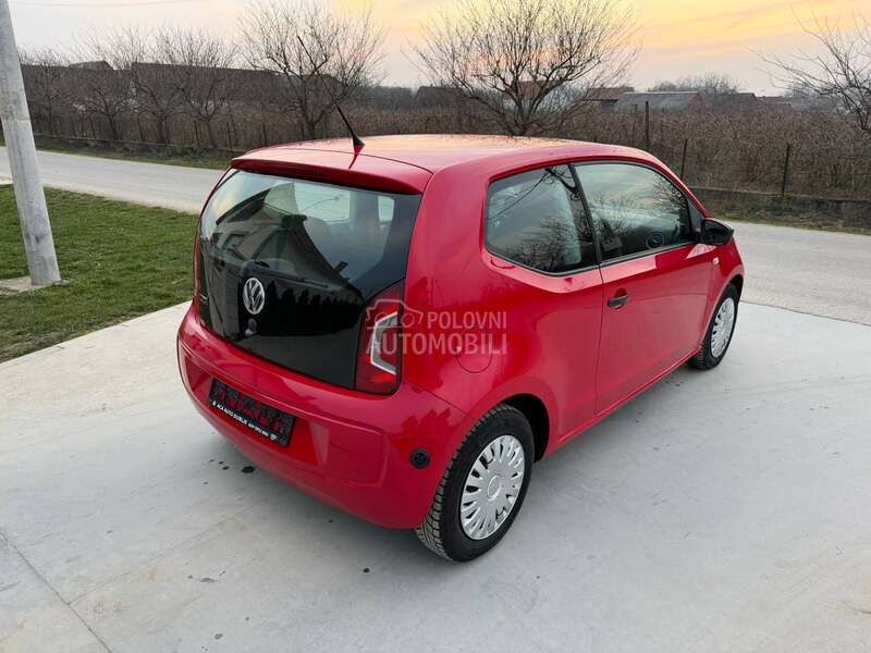 Volkswagen up! 