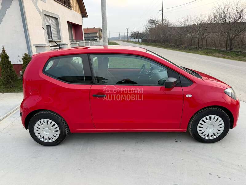 Volkswagen up! 