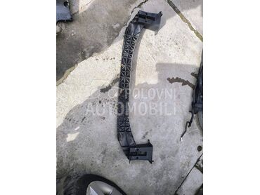 Greda nosac prednjeg branika za Peugeot 308