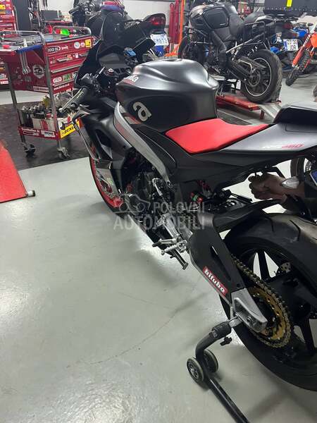 Aprilia RS660