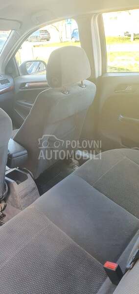 Opel Astra H 1.6