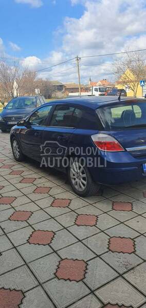 Opel Astra H 1.6
