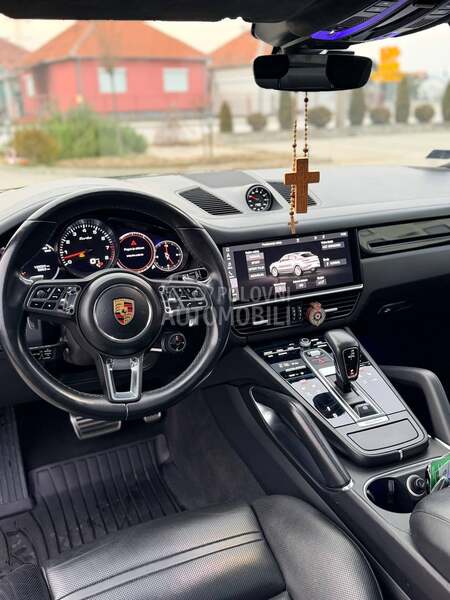 Porsche Cayenne Coupe TURBO 550HP