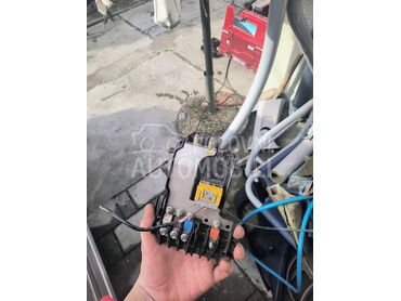 Modul osiguraca pametna klema za Peugeot 308