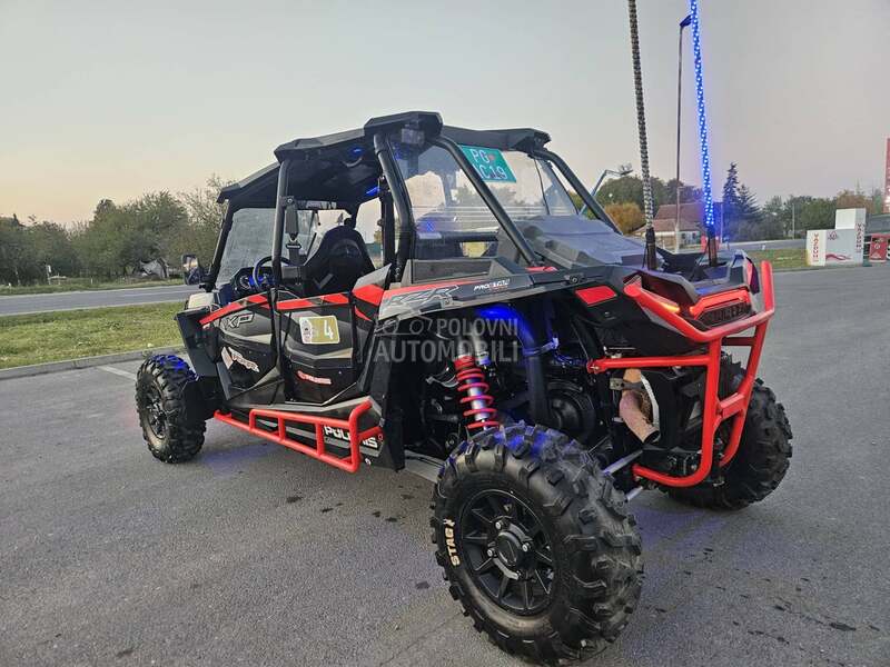 Polaris rzr 1000 4sed
