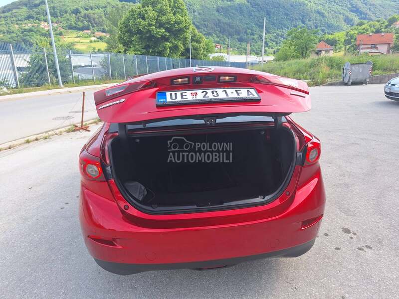 Mazda 3 1.5