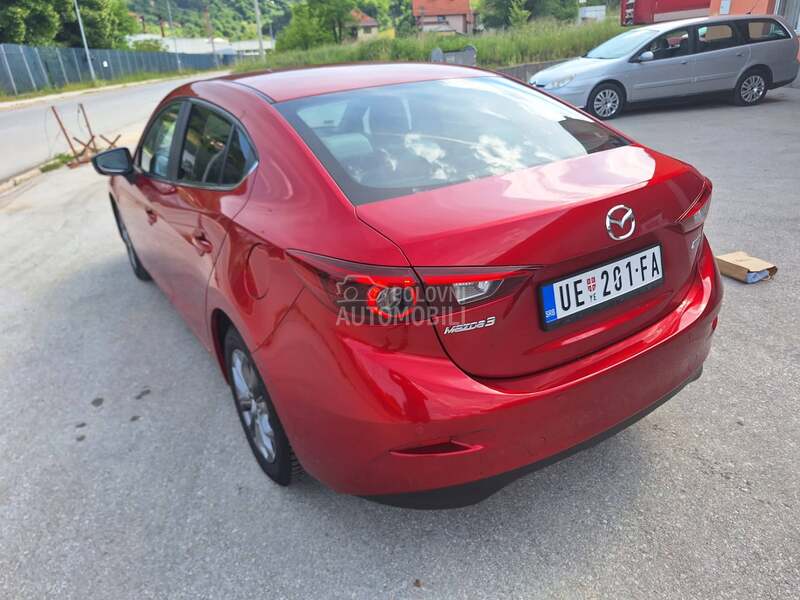 Mazda 3 1.5