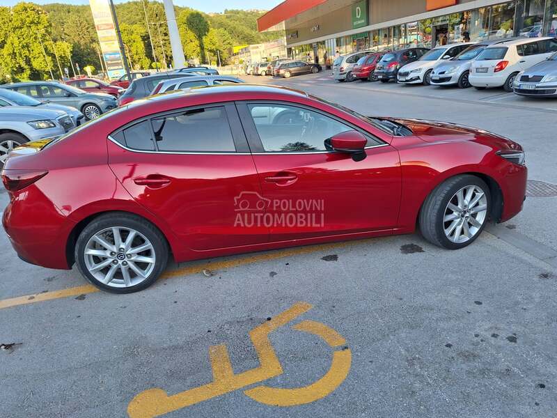 Mazda 3 1.5