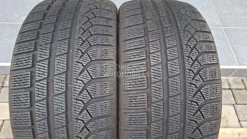 Pirelli 255/35 R19 Zimska