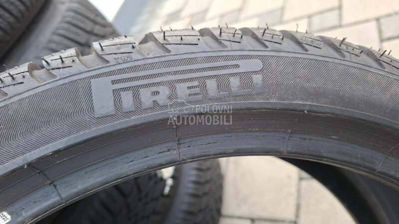 Pirelli 255/35 R19 Zimska