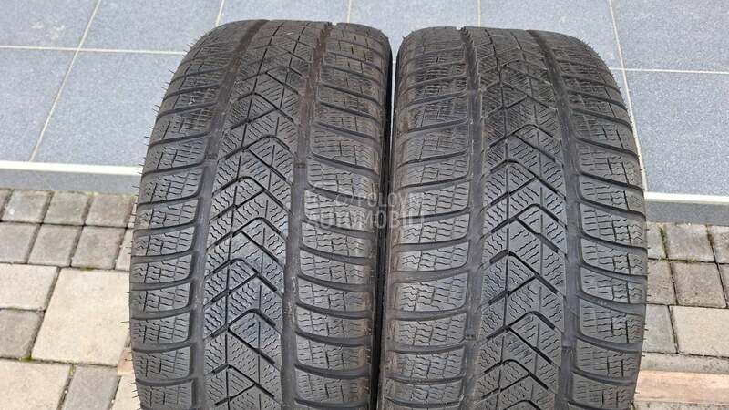 Pirelli 255/35 R19 Zimska