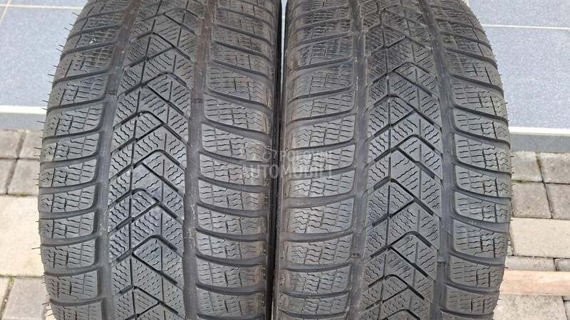 Pirelli 255/35 R19 Zimska