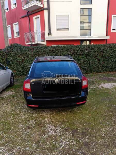 Škoda Octavia -  kompletan auto u delovima