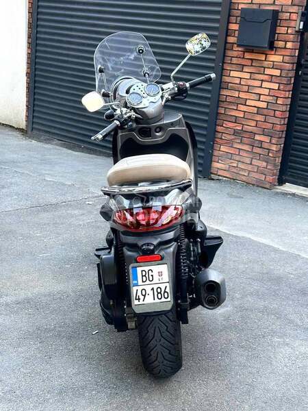 Piaggio Beverly Cruiser 500