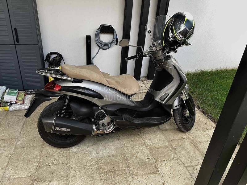 Piaggio Beverly Cruiser 500