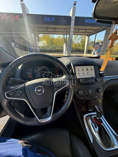 Opel Insignia 