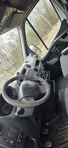 Renault Master 2.3 dCi RAMPA