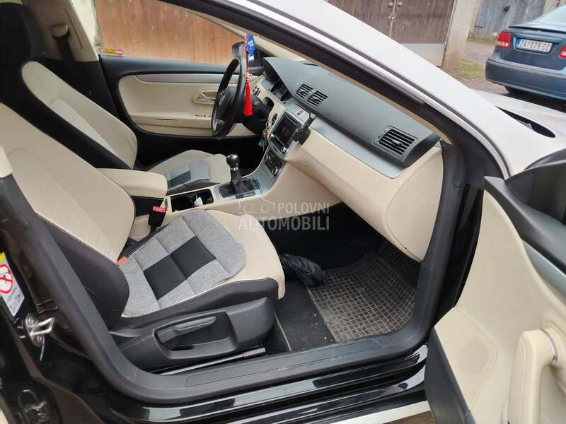 Volkswagen Passat CC 