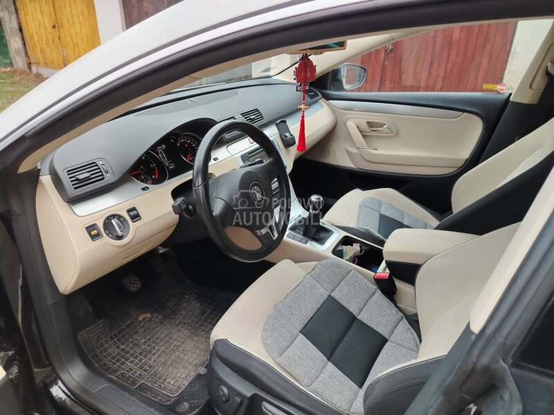 Volkswagen Passat CC 