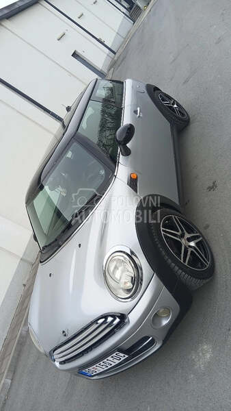 MINI Cooper 1.6