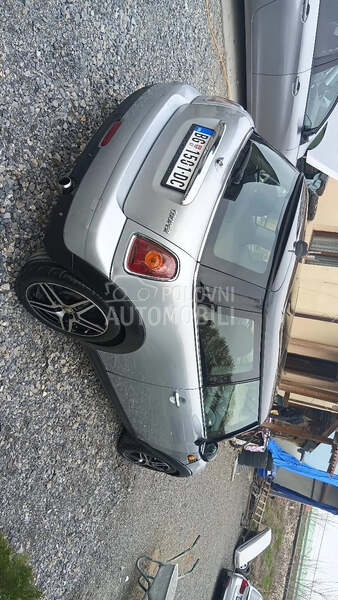 MINI Cooper 1.6