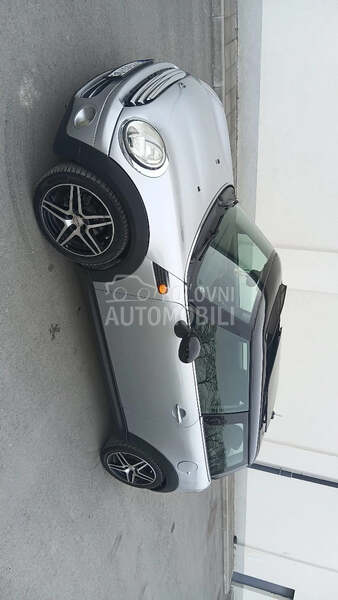 MINI Cooper 1.6