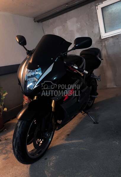 Suzuki GSXR K4